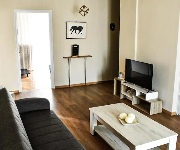 Nikis Apartment