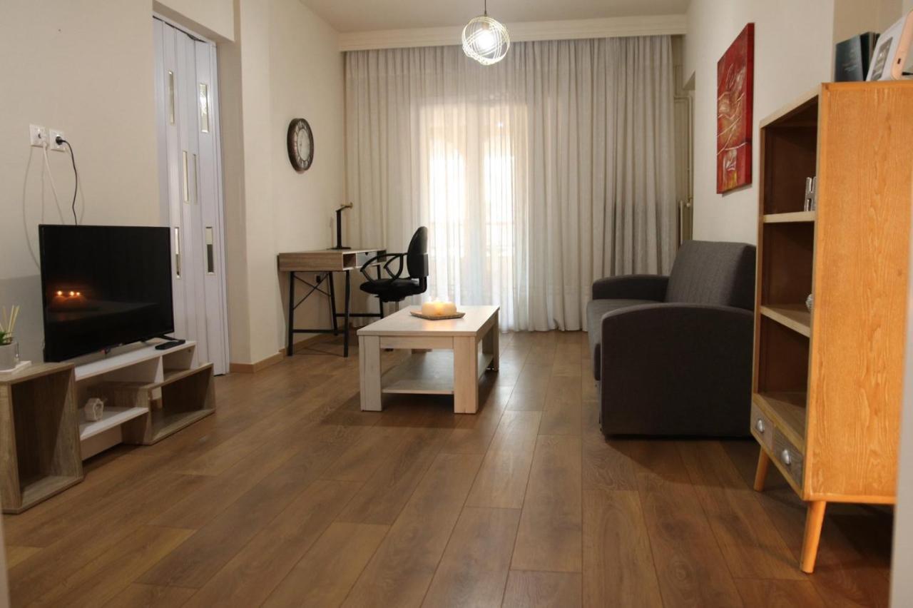 Nikis Apartment